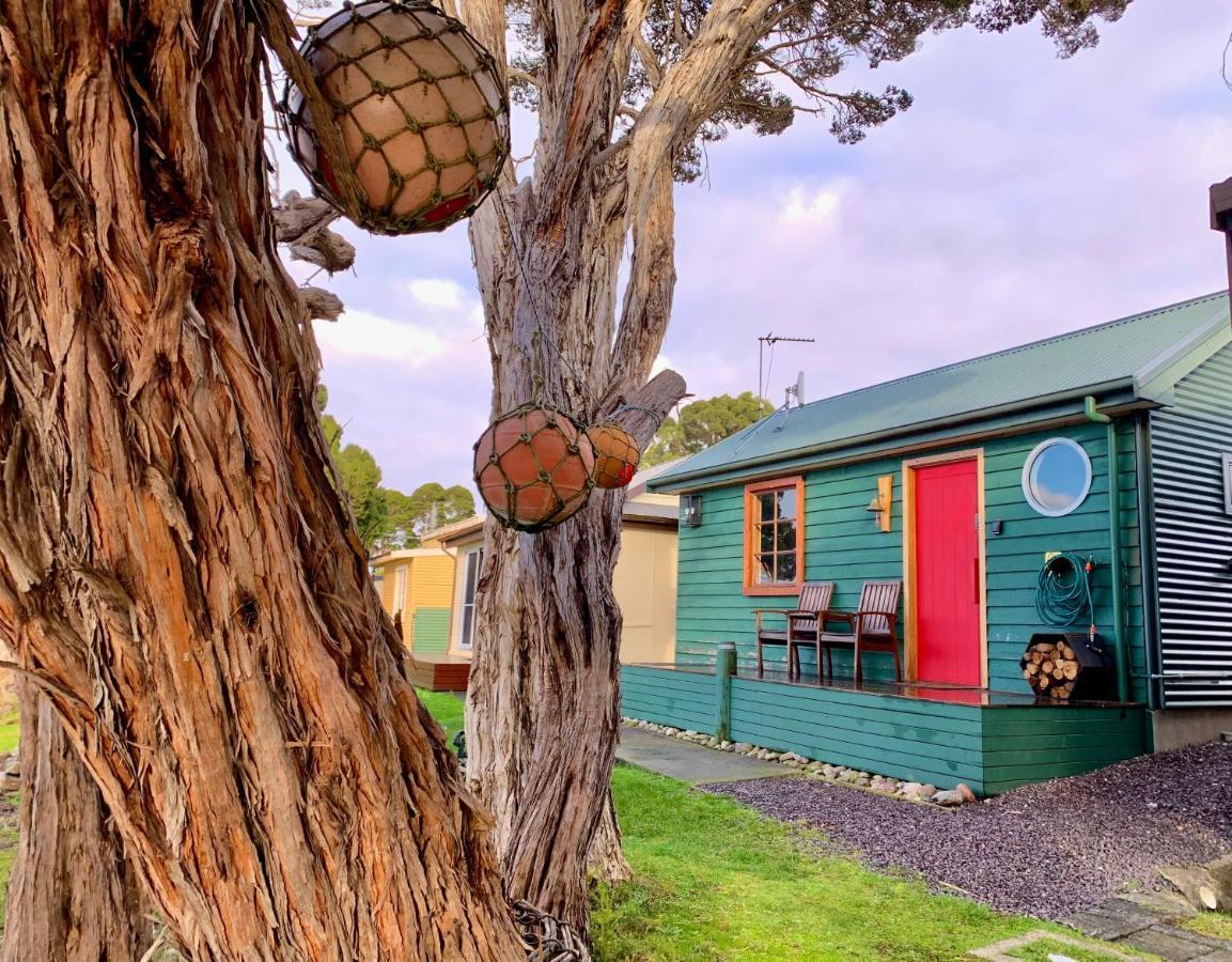 Salt Box Hideaway Strahan Exterior foto